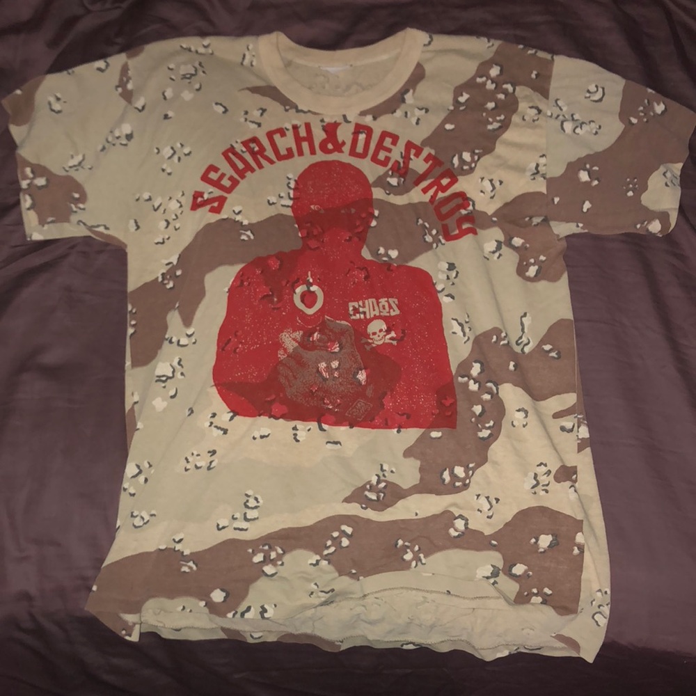 Graphic t